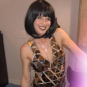 Meet your Posher, Leigha